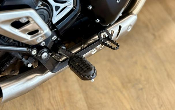 2024 Triumph Scrambler 400 X