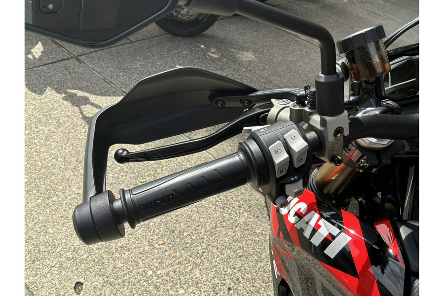 2027 Ducati Hypermotard 698 Mono RVE