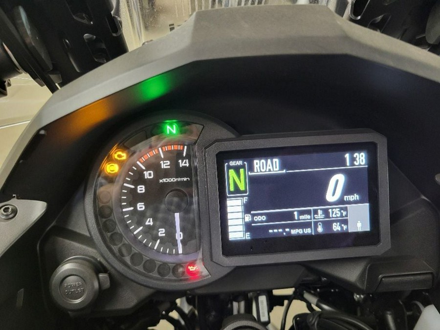 2023 Kawasaki Versys® 1000 SE LT+