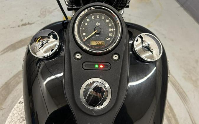 2015 Harley-Davidson® FXDB - Dyna® Street Bob®