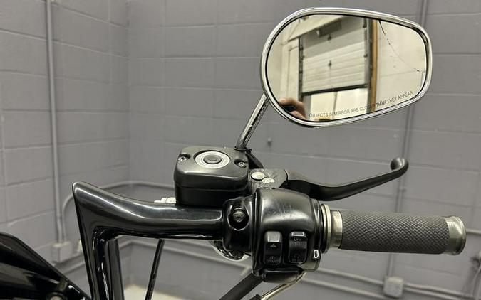 2015 Harley-Davidson® FXDB - Dyna® Street Bob®