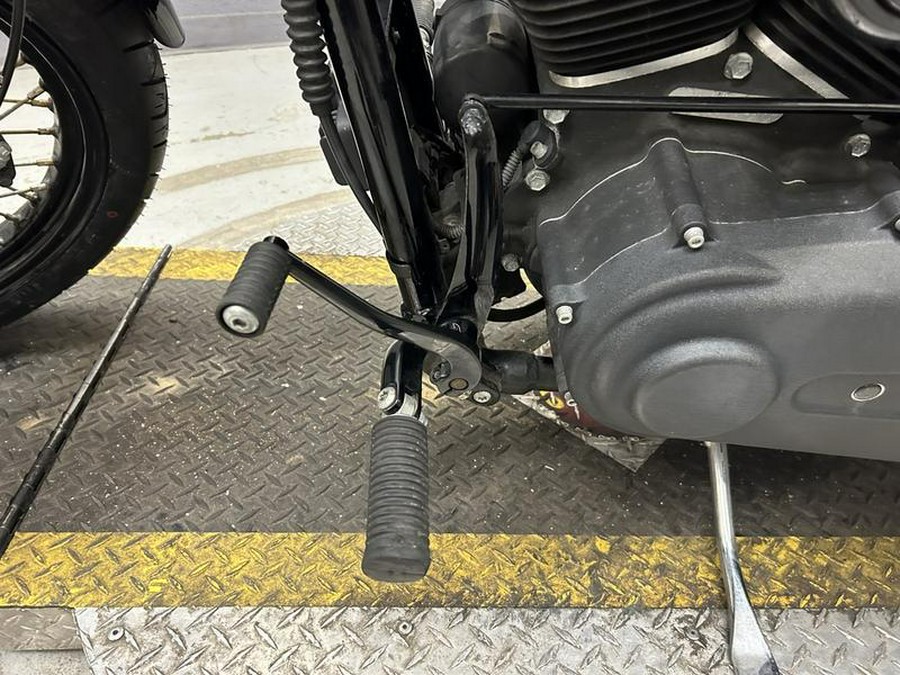 2015 Harley-Davidson® FXDB - Dyna® Street Bob®