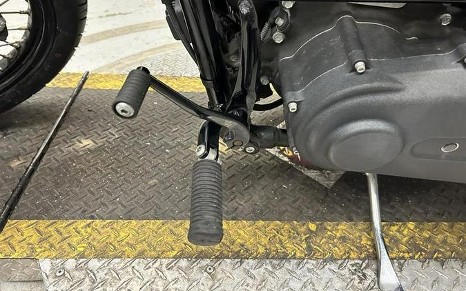 2015 Harley-Davidson® FXDB - Dyna® Street Bob®