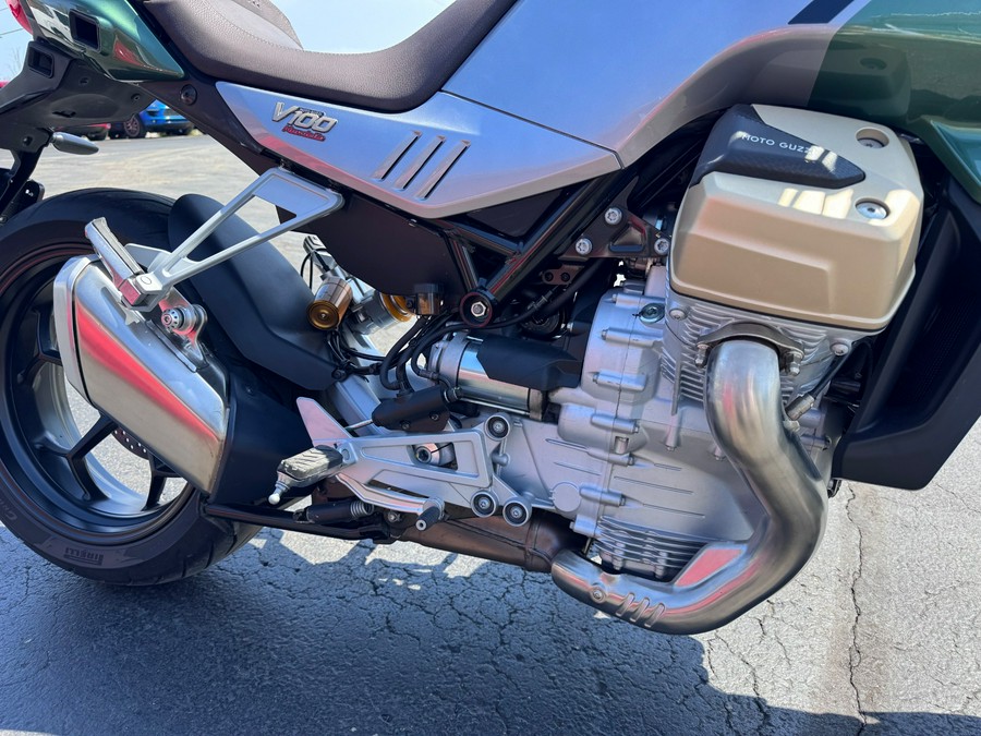 2023 Moto Guzzi V100 Mandello S