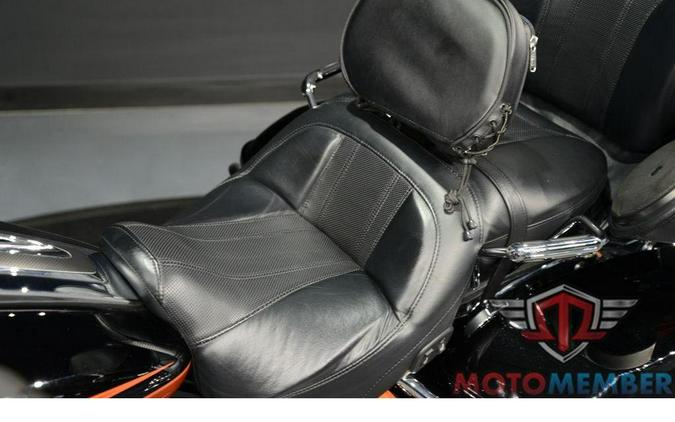 2015 Harley-Davidson FLTRUSE - CVO™ Road Glide® Ultra