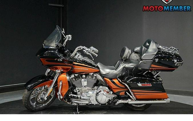 2015 Harley-Davidson FLTRUSE - CVO™ Road Glide® Ultra