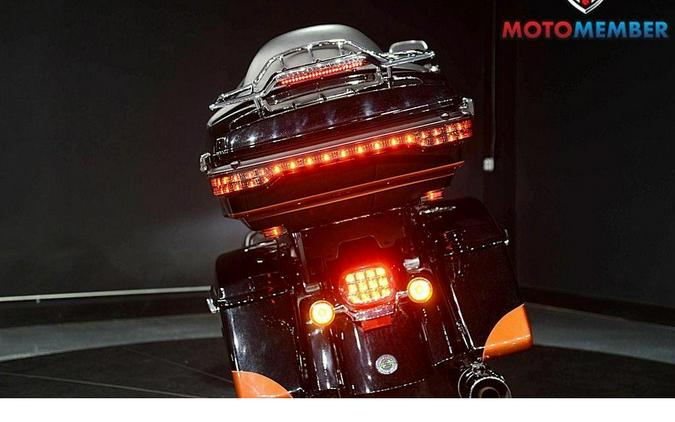 2015 Harley-Davidson FLTRUSE - CVO™ Road Glide® Ultra