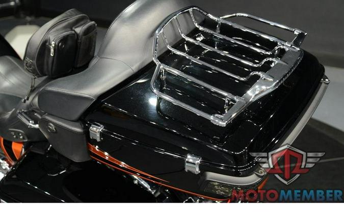 2015 Harley-Davidson FLTRUSE - CVO™ Road Glide® Ultra