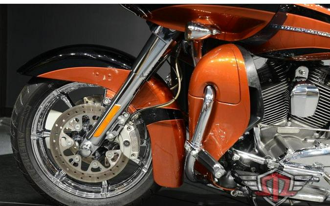 2015 Harley-Davidson FLTRUSE - CVO™ Road Glide® Ultra