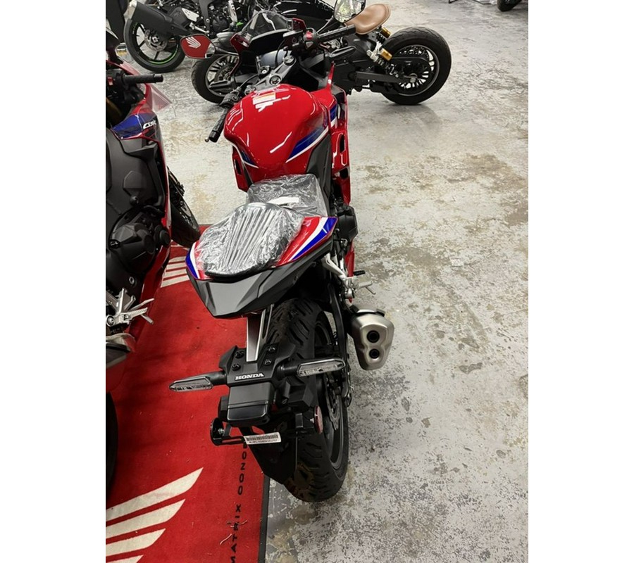 2025 Honda CBR500R ABS