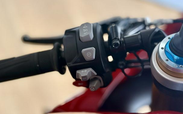 2024 Triumph Speed Triple 1200 RR