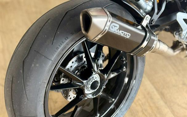 2024 Triumph Speed Triple 1200 RR