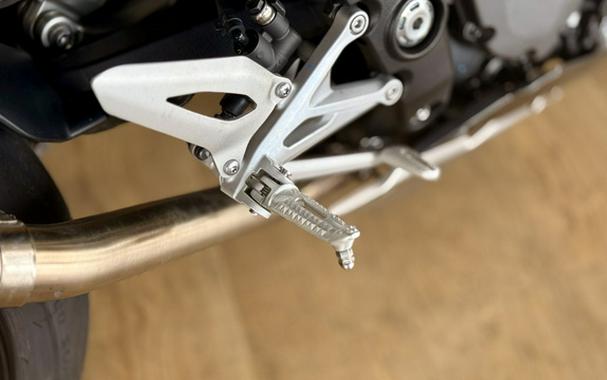 2024 Triumph Speed Triple 1200 RR