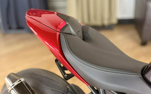 2024 Triumph Speed Triple 1200 RR