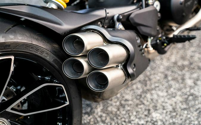 2024 Ducati Diavel V4 Black