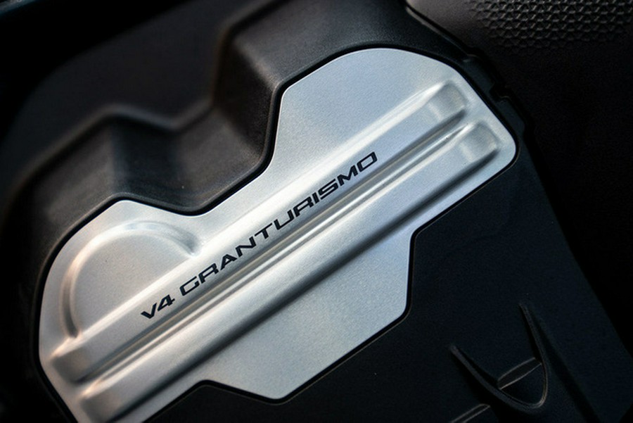 2024 Ducati Diavel V4 Black