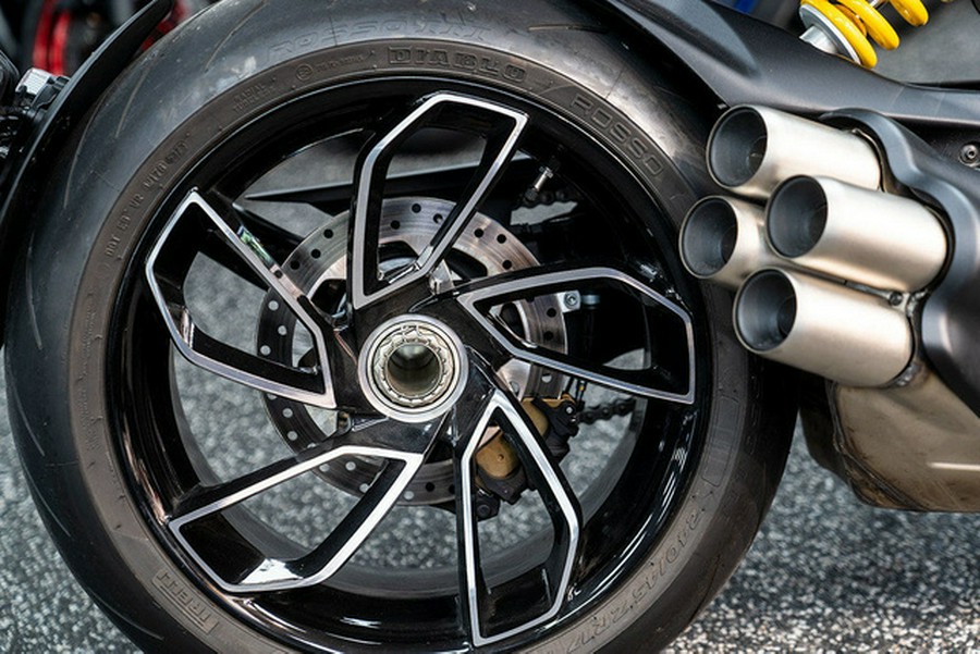 2024 Ducati Diavel V4 Black