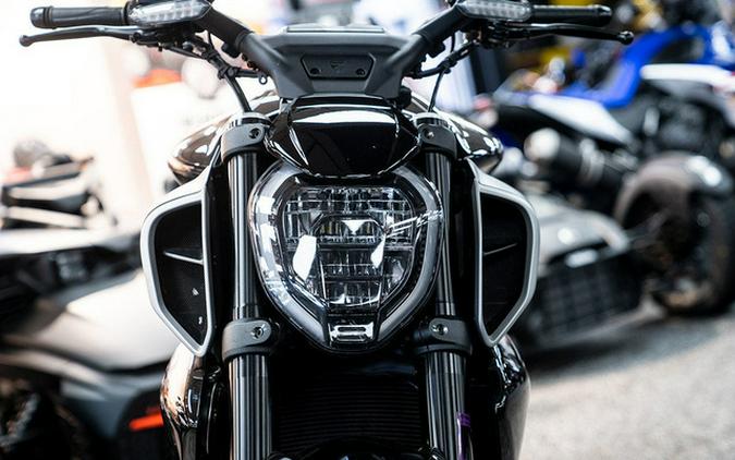 2024 Ducati Diavel V4 Black