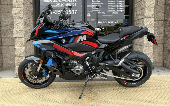 New 2026 BMW M1000XR