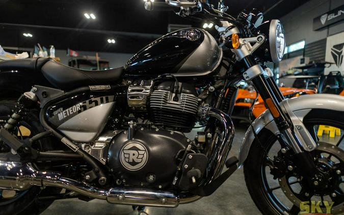 2024 Royal Enfield Super Meteor 650 Interstellar Grey