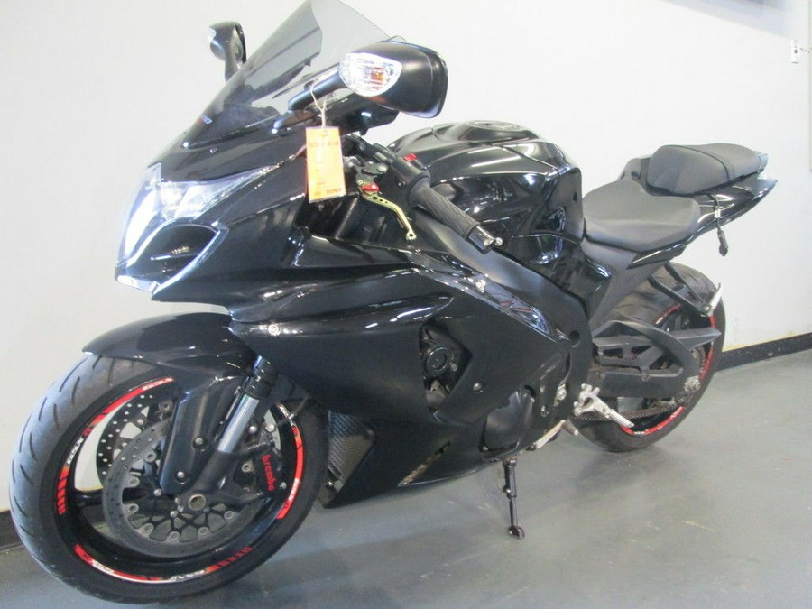 2013 Suzuki GSX-R1000™