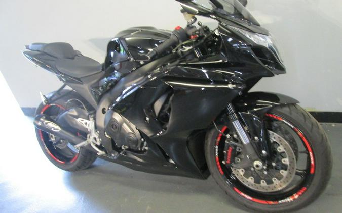 2013 Suzuki GSX-R1000™