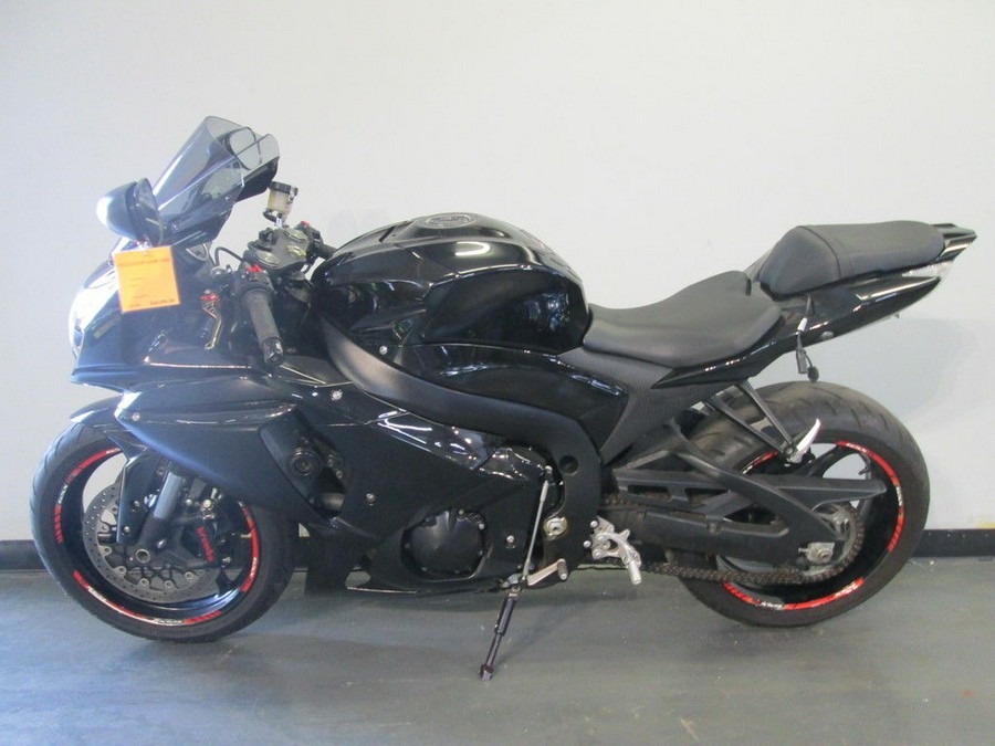 2013 Suzuki GSX-R1000™