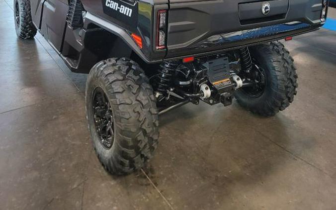 2026 Can-Am® Defender MAX XT CAB HD11 With 10.25 in.display