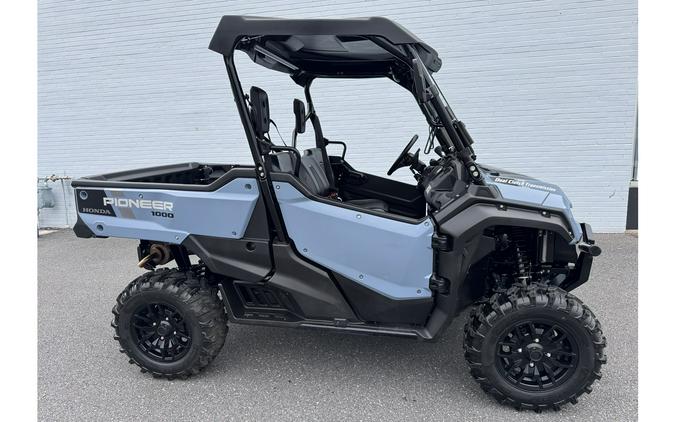 2024 Honda PIONEER 1000 DELUXE