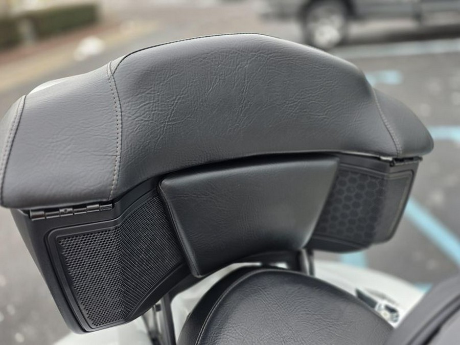 Used 2012 VICTORY CROSS COUNTRY TOUR