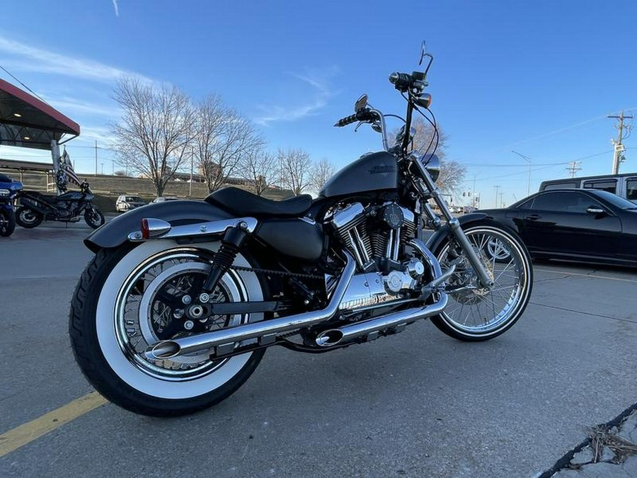 2016 Harley-Davidson® XL1200V - Sportster® Seventy-Two®