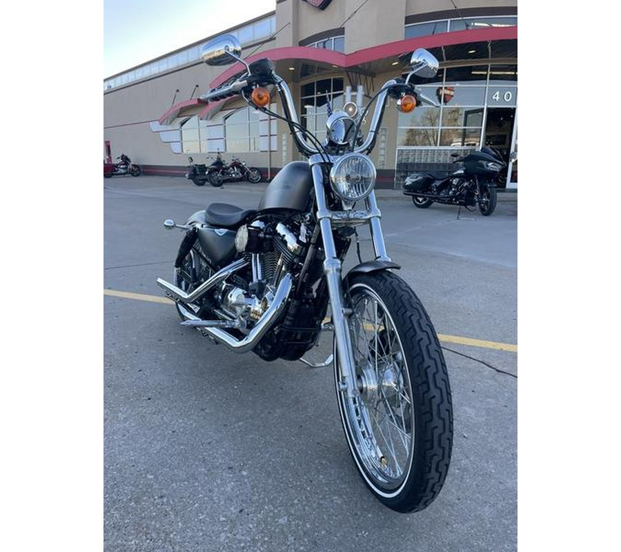 2016 Harley-Davidson® XL1200V - Sportster® Seventy-Two®