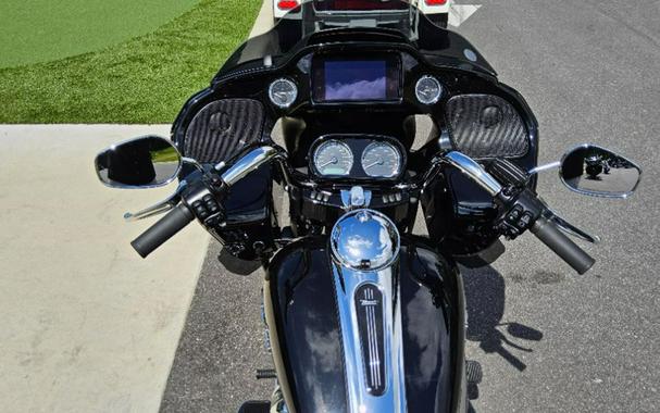 2025 Harley-Davidson Road Glide® 3