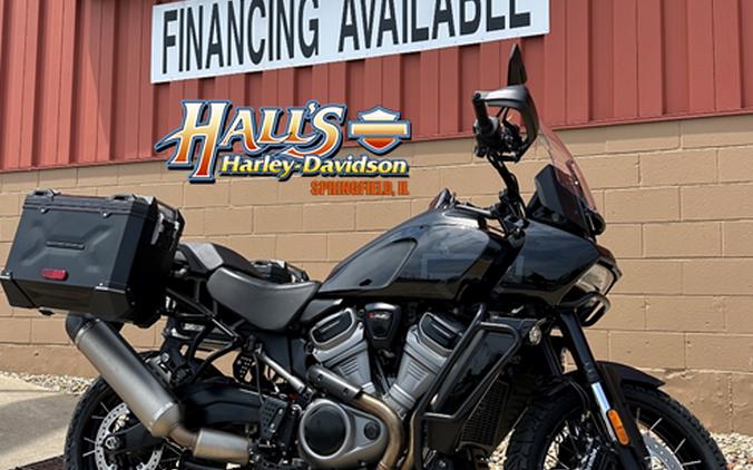 2022 Harley-Davidson Pan America™ 1250 Special Vivid Black