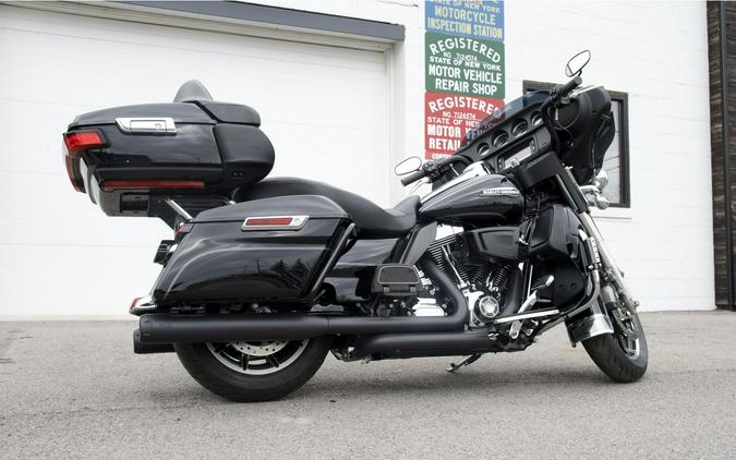 2014 Harley-Davidson® FLHTCU Electra Glide Ultra Classic