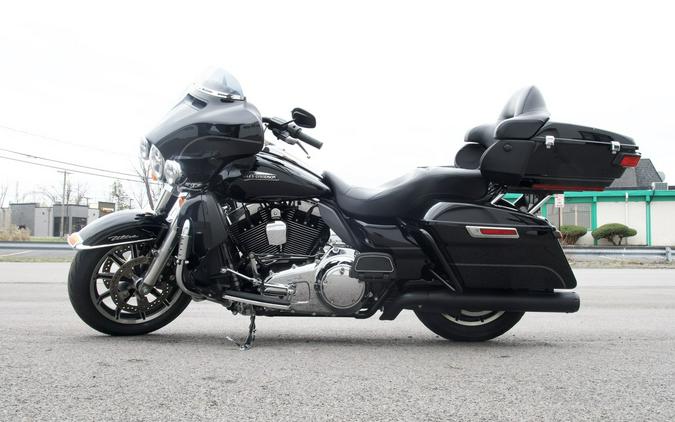 2014 Harley-Davidson® FLHTCU Electra Glide Ultra Classic