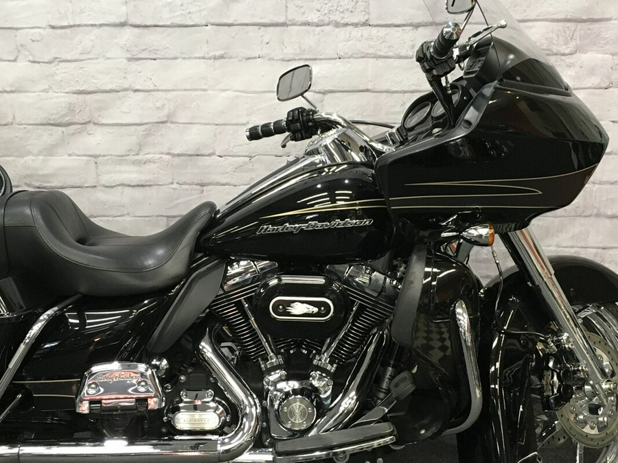 2012 Harley-Davidson Road Glide Ultra Black FLTRU