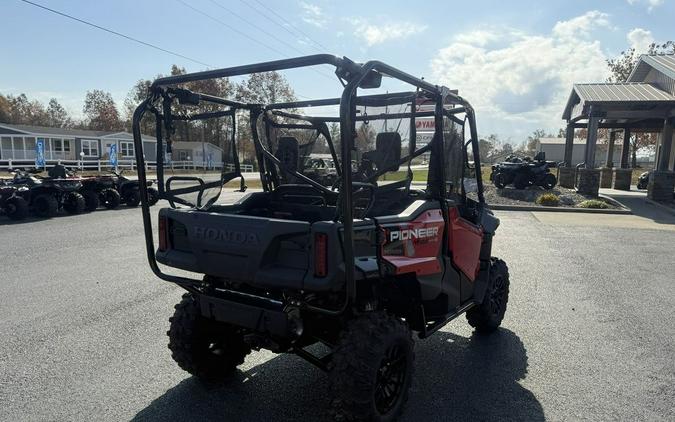 2025 Honda® Pioneer 1000-5 Deluxe