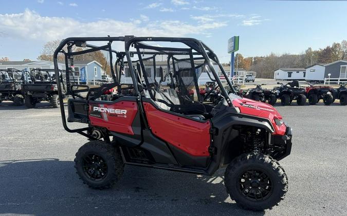 2025 Honda® Pioneer 1000-5 Deluxe