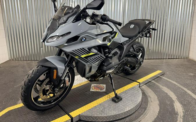 2026 BMW Motorrad R 1300 RS