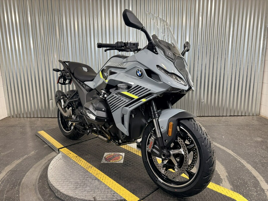2026 BMW R 1300 RS Brooklyn Gray Metallic