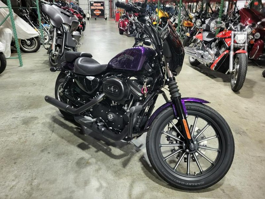 2014 Harley-Davidson® XL883N - Sportster® Iron 883™