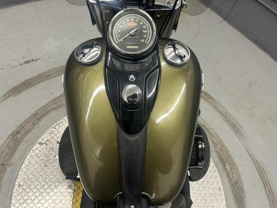 2016 Harley-Davidson® FLS - Softail Slim®