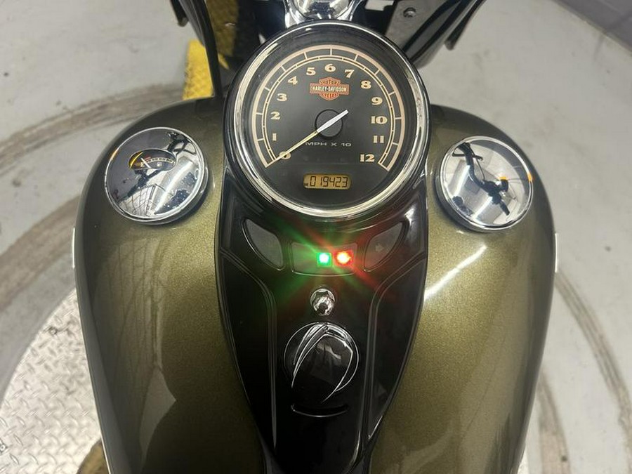 2016 Harley-Davidson® FLS - Softail Slim®