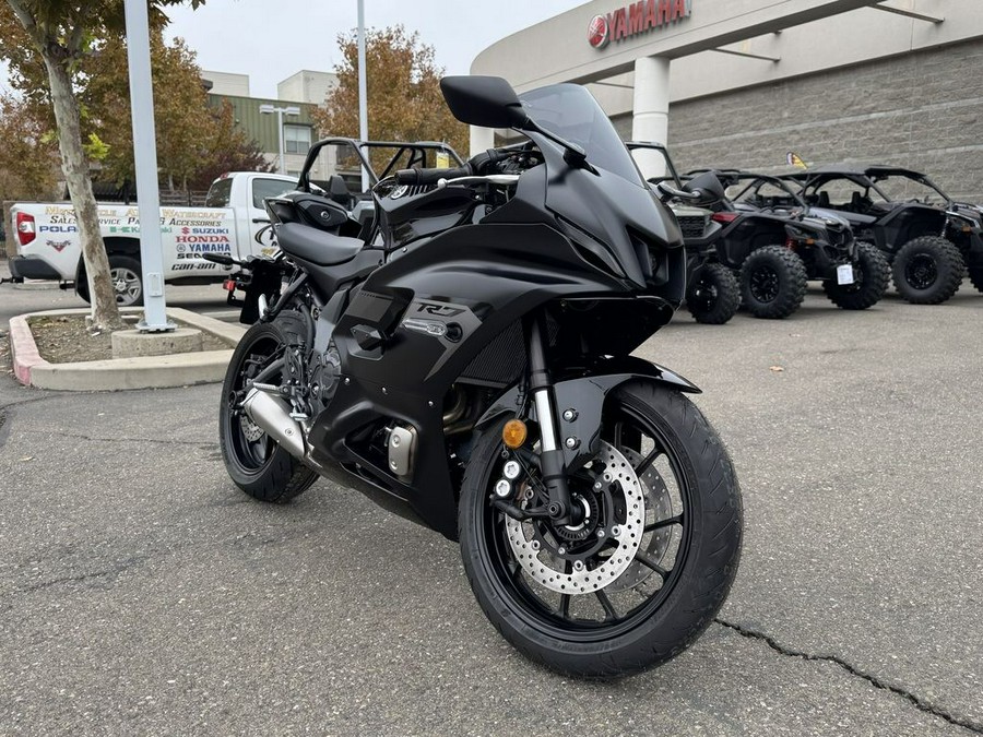 2025 Yamaha YZF-R7