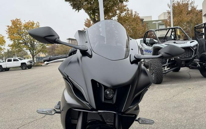 2025 Yamaha YZF-R7