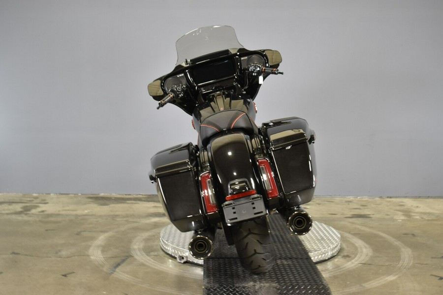 2025 Harley-Davidson CVO Street Glide FLHXSE