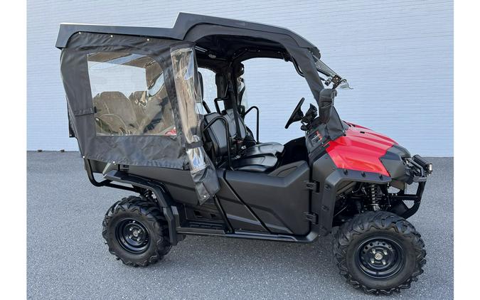 2024 Honda PIONEER 700 4
