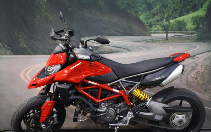 2021 Ducati Hypermotard 950 Ducati Red