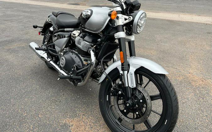 2024 Royal Enfield Super Meteor 650 Interstellar Grey